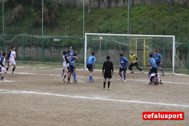 110212_sport 243_tn.jpg